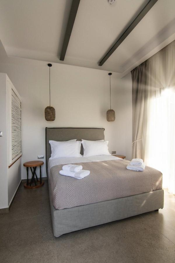 Skyros Blue Suites Extérieur photo